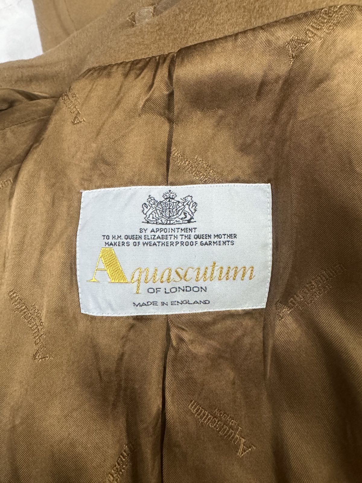 Cappotto Aquascutum in lana color cammello